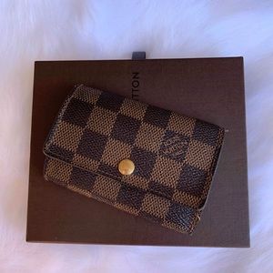 Louis Vuitton 6 keys card holder